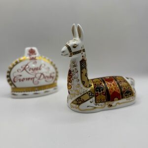 Royal Crown Derby Llama bone china paperweight figurine Collectors Guild Exclus